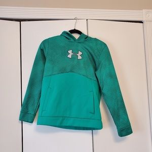 Boys Under Armour sweatshirt